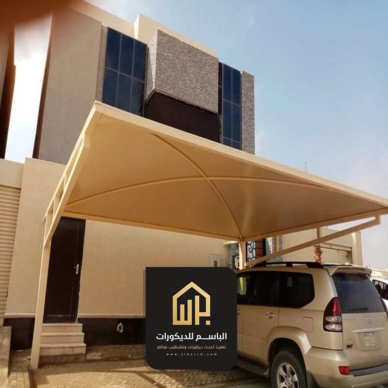تركيب مظلة سيارات امام المنزل بالقطيف